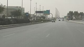 Riyadh me gadi bahut jayada araam se chalwo