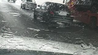 Dekh rhe ho vinod barish