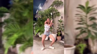 Indian Girl Peehuu Dance 2