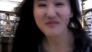 Kisah Cinta Gadis Cantik