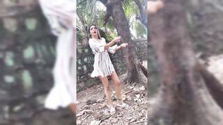 Indian Girl Kriti Verma Dance 2
