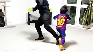 KIDS SKILLS FOOTBALL