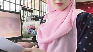 The Pink Hijab Professional