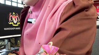A Day in the Life of a Malaysian Office Worker