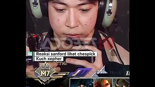 Sanford keliatan mikir keras pas liat pick Arfy di M7 kemarin.