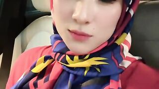 Vibrant Vibes and Stunning Looks