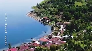 ???? Pesona Danau Toba tidak pernah gagal.  #Danautoba #danautobaview #wisatadanautoba  #samosir #sumut
