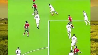 Umpan cantik dari Bruno Fernandes malah jadi gol! ⚽️???? Sempat diklaim Cristiano Ronaldo, tapi setelah dicek, resmi milik Bruno ????