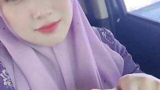 Vibin' in My Purple Hijab