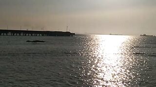 Lagi kuli dket laut kita main" dlu