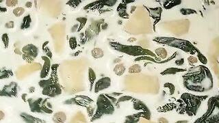 Hello guys, today I made cendol kecebong with jackfruit and pearl toppings. ????