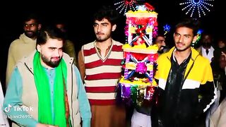 Dost ke shadi phr dom mach gi