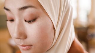 The Bold and the Beautiful - close up video of a woman wearing hijab | Trending HD Video