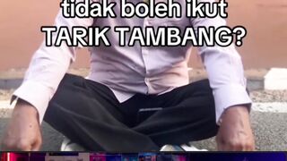 Why can't ugly people take part in tug of war competitions?