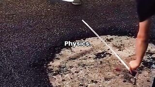 Professeur de physique Sigma, illusion de physique 102