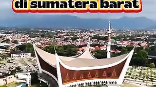 Masjid raya Padang Sumatera Barat