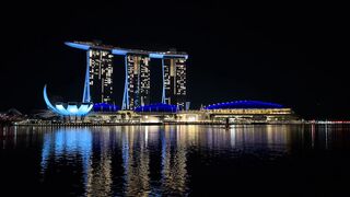 Travelon - stunning night view of singapore skyline with marina bay sands | Trending HD Video