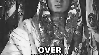 British Woman TOUCHED King Faisal! ????????