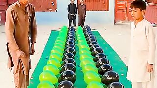 #BalloonPopChallenge #BalloonFunGame #PartyGameVibes #BalloonAction #FunPlayMoments