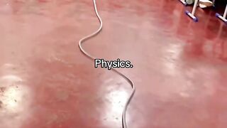 Professeur de physique Sigma, illusion de physique 127