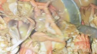 Hello, this is my cooking: Padang sauce crab with a simple recipe. Happy trying!” ????