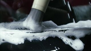 Cartier - cleaning car window | Trending HD Video 2