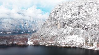 Wallpaper hanging - winter landscape in hallstatt austria | Trending HD Video 2