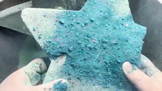 Glittery gym chalk crushing