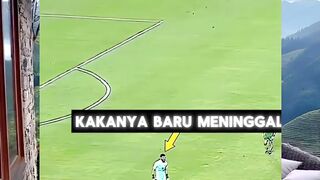 Kadang yang bikin pemain pusing bukan lawan… tapi suara dari tribun! ????????