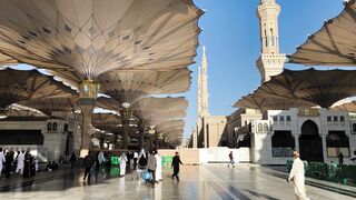 masjid nabawi courtyard in medina | Professional HD Video