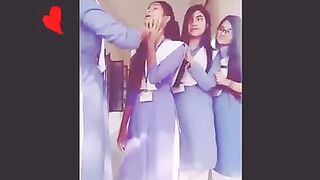 Middle East me ladki bahut sahi hai school me