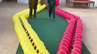 #BalloonPopRushHour #PartyGameHighlights #BalloonChallengePlay #PopFunClips #GameJoyMoments