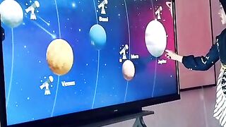 Hello guys, this video introduces the planets to children.” ????????