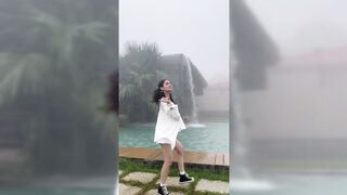 Indian Girl Naysha Khanna Dance 3