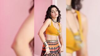 Indian Girl Kavya Sharma Dance