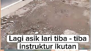 Detik detik ODGJ Ikut Barisan