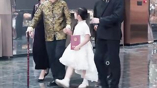 Eps-15 From Trash Dad to Treasure Dad – The Father Everyone Looked Down On