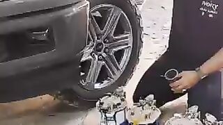 Mixing Grey Color for Ford Car