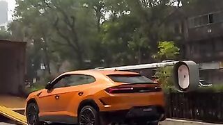 Brand NEW Lamborghini Urus in India