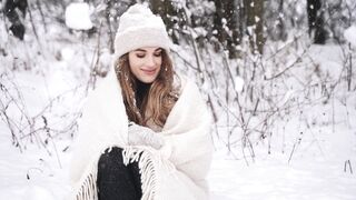 Snow boot - a woman enjoying the snow | Trending HD Video 2