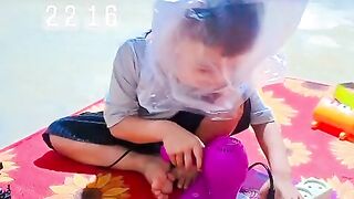 children are playing 3