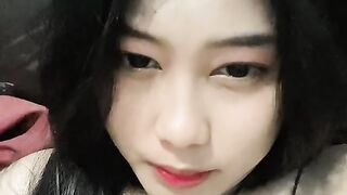 Stunning Girl's Captivating Smile and Close-up Video