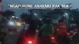 Ngapuranen anakmu Niki Pak buk,, Seng dereng saget Bahagiakne panjenengan,,