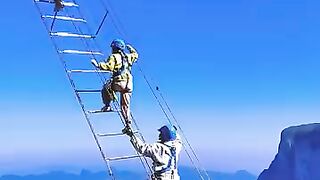 The thrill of bungee walking in the sky ????