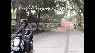 POV baru pulang kerja naik motor.