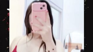 Tektop merah goyang dikit