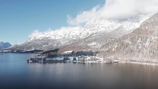 I Love Wallpaper - serene winter landscape with snow capped mountains | Trending HD Video