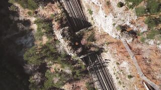 I Love Wallpaper - aerial view of train in autumn forest | Trending HD Video