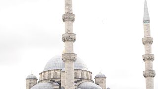the blue mosque is a large building with many towers | Professional HD Video