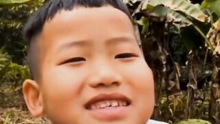 Little child singing a song excerpt die with a smile, bruno mars